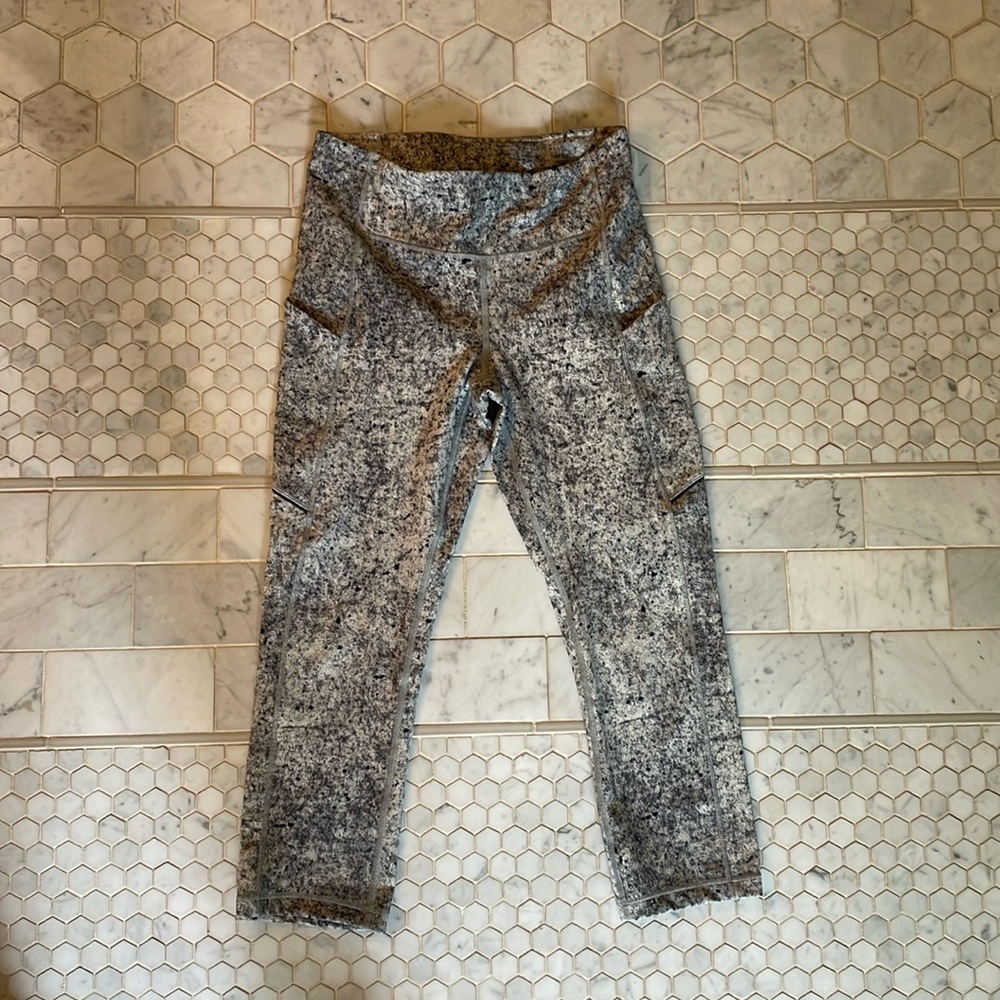 Lululemon crop leggings